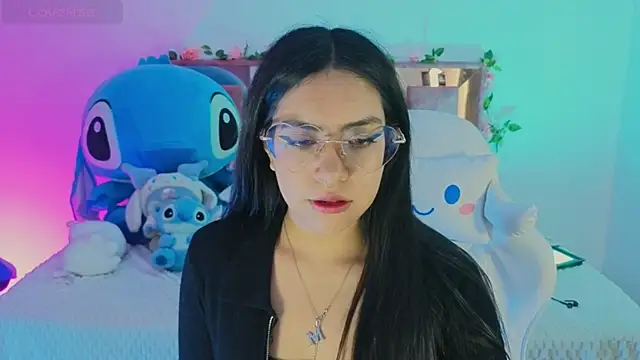 Snapshot of Mia_bunny15 chatting on October 5, 2025, 7:37 pm Mia bunny15 online show from October 5, 2025, 7:37 pm