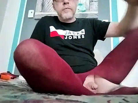 porkypproni online show from September 18, 2025, 1:03 pm