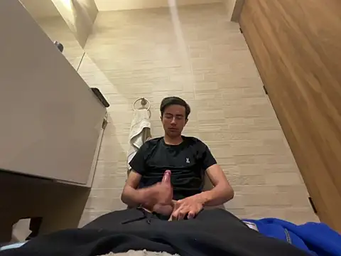 Snapshot of hornymagicalonso chatting on March 4, 2026, 8:00 am hornymagicalonso online show from March 4, 2026, 8:00 am