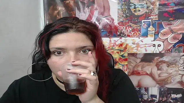 Curvy-Queen online show from October 22, 2025, 7:35 pm