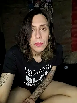 deniagomez69 online show from October 4, 2025, 4:25 am