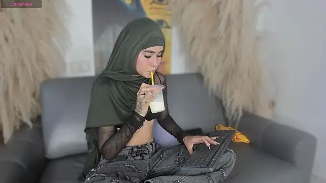 seraphine arabic online show from April 13, 2026, 1:26 pm