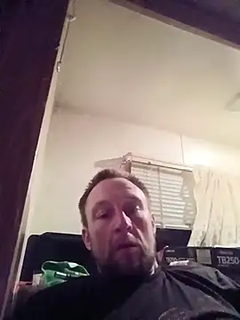 Chris is spun online show from November 2, 2025, 5:01 am