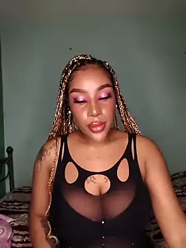 Queen Amara online show from October 6, 2025, 1:40 am