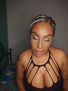 Queen Amara online show from June 6, 2026, 4:17 am