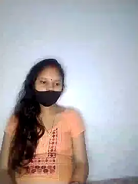 Snapshot of Komal-Rajput chatting on October 28, 2025, 7:35 pm Komal-Rajput online show from October 28, 2025, 7:35 pm