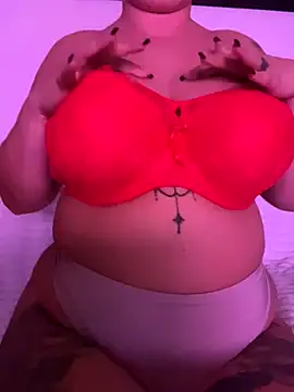 NailaRosee online show from September 13, 2025, 7:47 pm