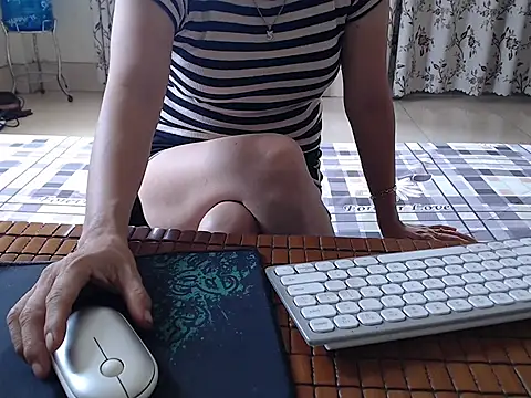 Ami 8x online show from September 29, 2025, 4:41 am