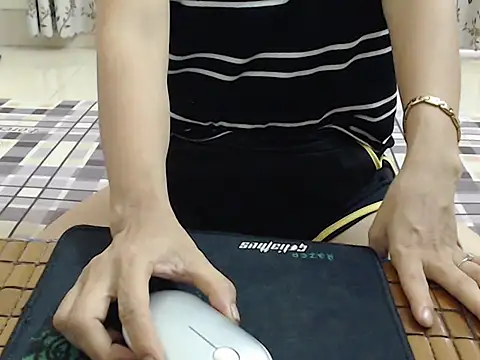 Ami 8x online show from September 20, 2025, 6:29 am