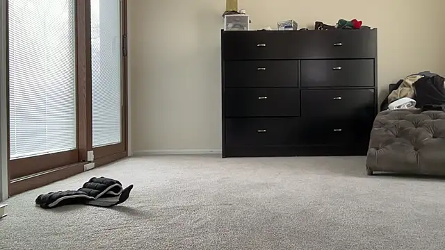 NurseStephania online show from December 14, 2025, 8:14 pm