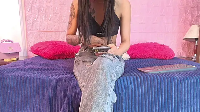Snapshot of Baby_kinky-- chatting on October 10, 2025, 2:29 pm Baby kinky-- online show from October 10, 2025, 2:29 pm
