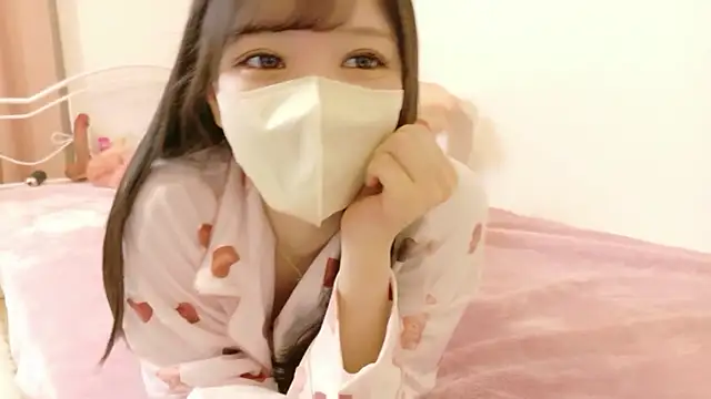 roachan  online show from February 24, 2026, 3:13 pm