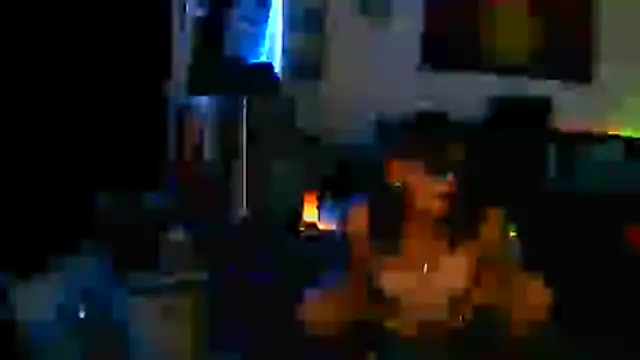 hellgirl1980 online show from November 6, 2025, 10:36 pm