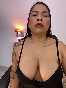 roselyn caprice online show from February 4, 2026, 2:28 am