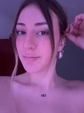 Sashailardi online show from September 20, 2025, 6:51 am