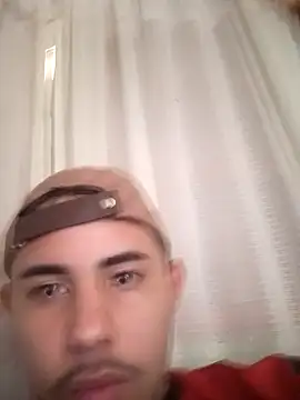 igor guilhermi online show from September 8, 2025, 2:16 pm