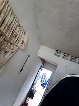 yeffito1 online show from September 11, 2025, 8:42 pm