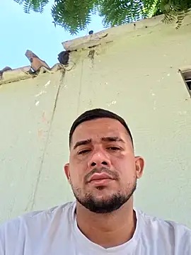 yeffito1 online show from September 23, 2025, 2:02 pm