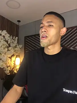 B Wild online show from October 26, 2025, 4:13 am