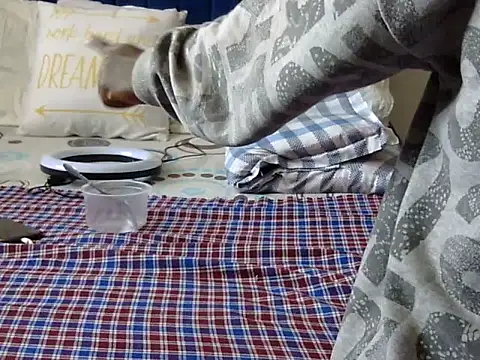 Snapshot of Playroom_queen chatting on October 17, 2025, 9:12 am Playroom queen online show from October 17, 2025, 9:12 am