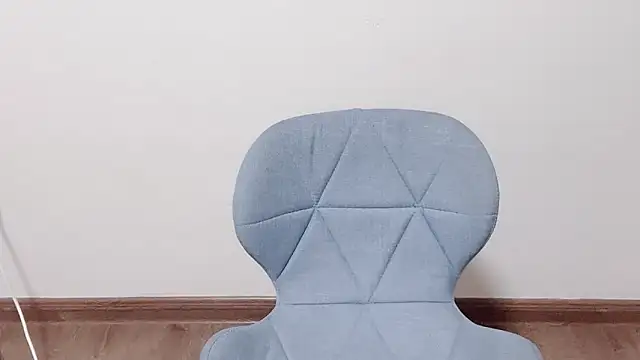 Queen ww online show from November 13, 2025, 1:04 pm