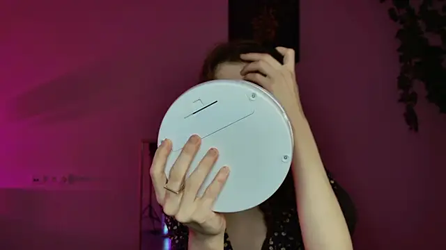 Yoka paradoXXX online show from October 12, 2025, 5:09 am