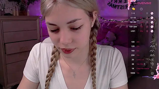 Leila Vanilla online show from January 8, 2026, 2:50 am