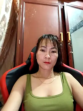 Snapshot of Yumyum_kiw chatting on January 6, 2026, 10:58 pm Yumyum kiw online show from January 6, 2026, 10:58 pm