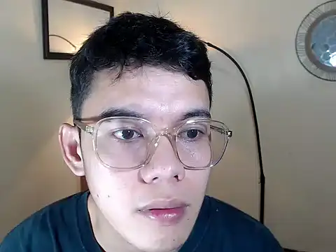 Snapshot of keirflorianxx chatting on October 1, 2025, 7:35 am keirflorianxx online show from October 1, 2025, 7:35 am