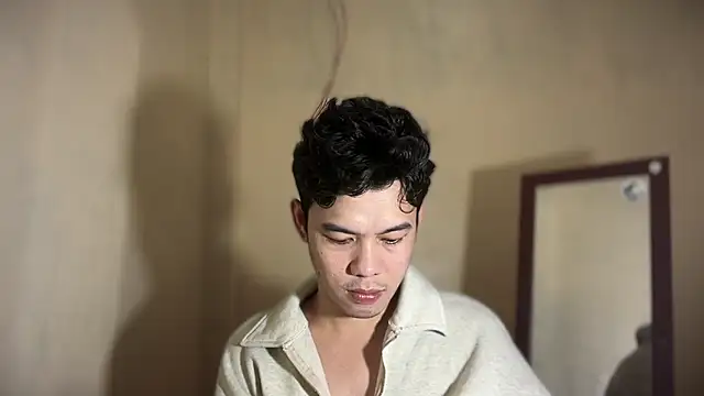 Snapshot of keirflorianxx chatting on September 10, 2025, 8:57 am keirflorianxx online show from September 10, 2025, 8:57 am