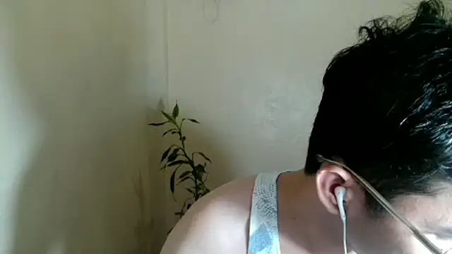 Snapshot of keirflorianxx chatting on October 14, 2025, 9:25 pm keirflorianxx online show from October 14, 2025, 9:25 pm