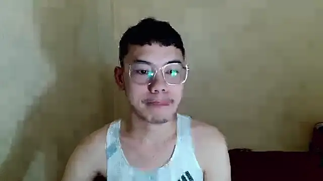 Snapshot of keirflorianxx chatting on September 23, 2025, 7:21 pm keirflorianxx online show from September 23, 2025, 7:21 pm