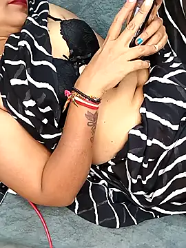 Snapshot of Marathi_rani2 chatting on December 13, 2025, 8:04 pm Marathi rani2 online show from December 13, 2025, 8:04 pm