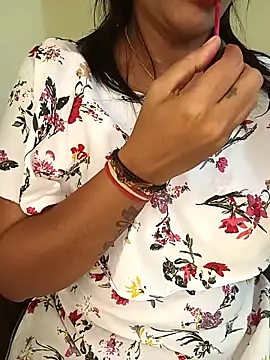 Snapshot of Marathi_rani2 chatting on January 7, 2026, 4:45 pm Marathi rani2 online show from January 7, 2026, 4:45 pm