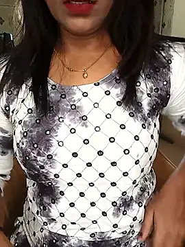 Snapshot of Marathi_rani2 chatting on February 5, 2026, 7:04 am Marathi rani2 online show from February 5, 2026, 7:04 am