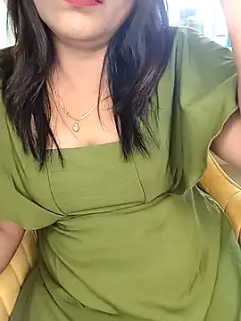 Snapshot of Marathi_rani2 chatting on February 4, 2026, 6:41 am Marathi rani2 online show from February 4, 2026, 6:41 am