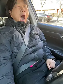 Fengbaby-555 online show from December 23, 2025, 6:23 am