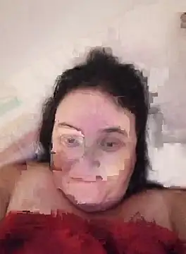 Snapshot of Minou1610 chatting on October 4, 2025, 8:21 pm Minou1610 online show from October 4, 2025, 8:21 pm