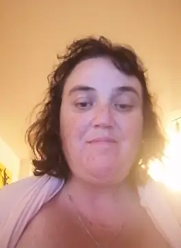 Snapshot of Minou1610 chatting on September 22, 2025, 7:42 pm Minou1610 online show from September 22, 2025, 7:42 pm