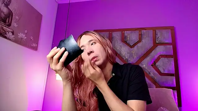Snapshot of Electra_Gosselin chatting on October 17, 2025, 12:07 pm Electra Gosselin online show from October 17, 2025, 12:07 pm