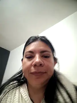 kinky momm online show from September 15, 2025, 1:11 pm