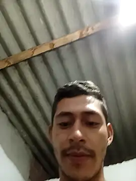 Boy hot- online show from October 2, 2025, 11:13 am