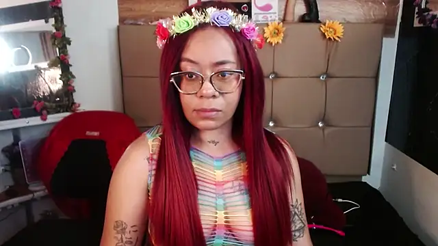 MIA  SPENCER online show from January 6, 2026, 5:39 pm