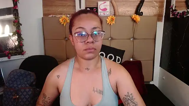 MIA  SPENCER online show from March 5, 2026, 6:15 pm