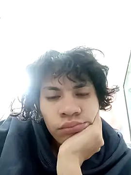 Snapshot of kittymutant99 chatting on January 18, 2026, 1:36 pm kittymutant99 online show from January 18, 2026, 1:36 pm