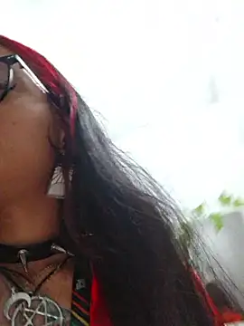 carolinerue online show from January 7, 2026, 7:08 pm