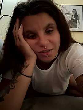 Snapshot of Brutecia2002 chatting on May 16, 2026, 9:30 am Brutecia2002 online show from May 16, 2026, 9:30 am