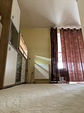 Brutecia2002 online show from April 10, 2026, 9:49 am