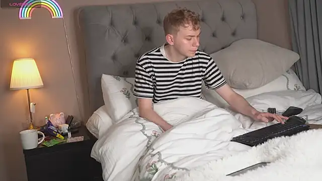 Snapshot of scottishtwink01 chatting on May 23, 2026, 3:55 pm scottishtwink01 online show from May 23, 2026, 3:55 pm