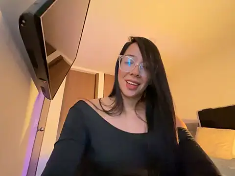 Snapshot of gaby_wild_fire chatting on October 10, 2025, 4:30 pm gaby wild fire online show from October 10, 2025, 4:30 pm